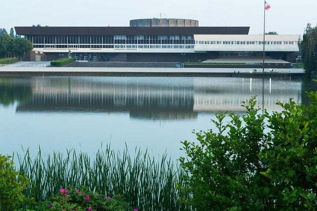 نگاهی به رویکرد دانشگاه‌های مطرح جهان به دوره‌ها و کلاس‌های آنلاین