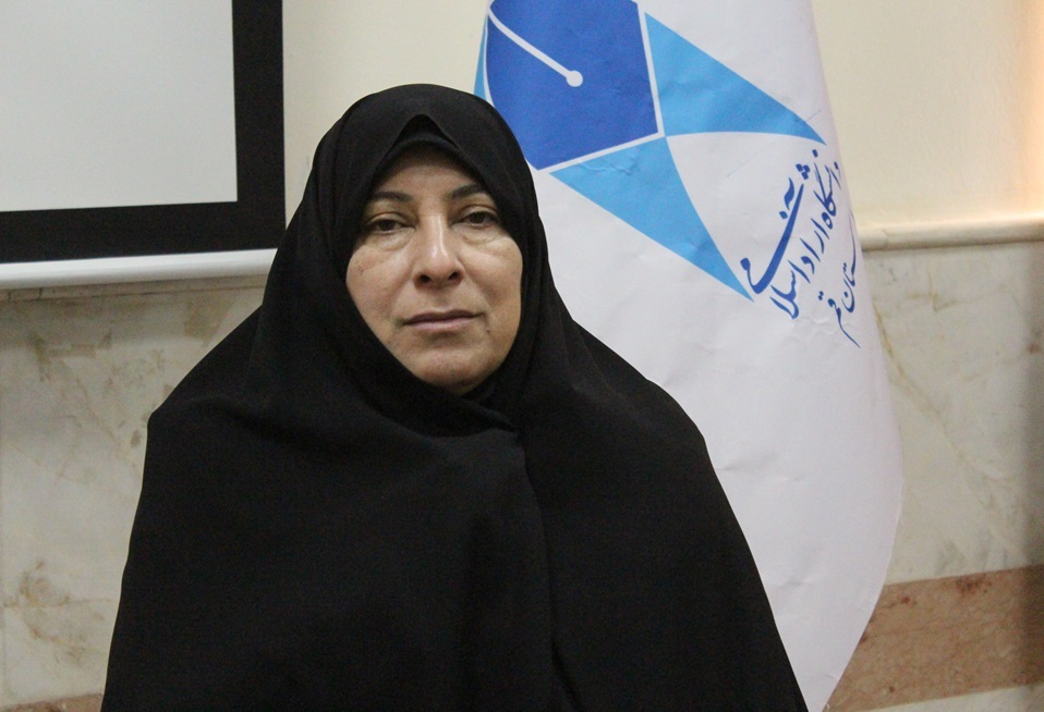 کشت «بافت گیاه آناناس» برای نخستینبار در ایران/ یکهزار نهال موز از طریق تکنیک کشت بافت تولید شد کشت «بافت گیاه آناناس» برای نخستینبار در ایران/ یکهزار نهال موز از طریق تکنیک کشت بافت تولید شد