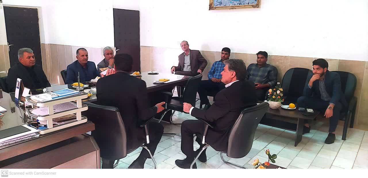 پیگیری رفع مشکلات دانشگاه آزاد مرودشت در نهادهای دولتی