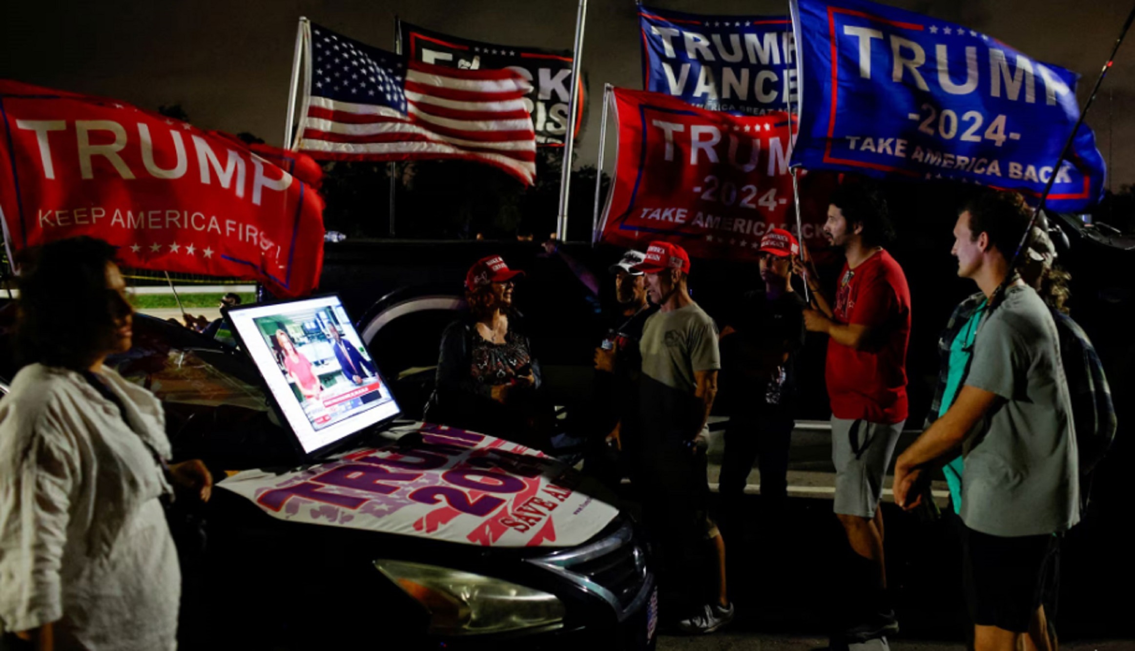 پیشتازی ترامپ در اکثر ایالتهای کلیدی/ کارولینای شمالی و جورجیا قرمزپوش شدند پیشتازی ترامپ در اکثر ایالتهای کلیدی/ کارولینای شمالی و جورجیا قرمزپوش شدند