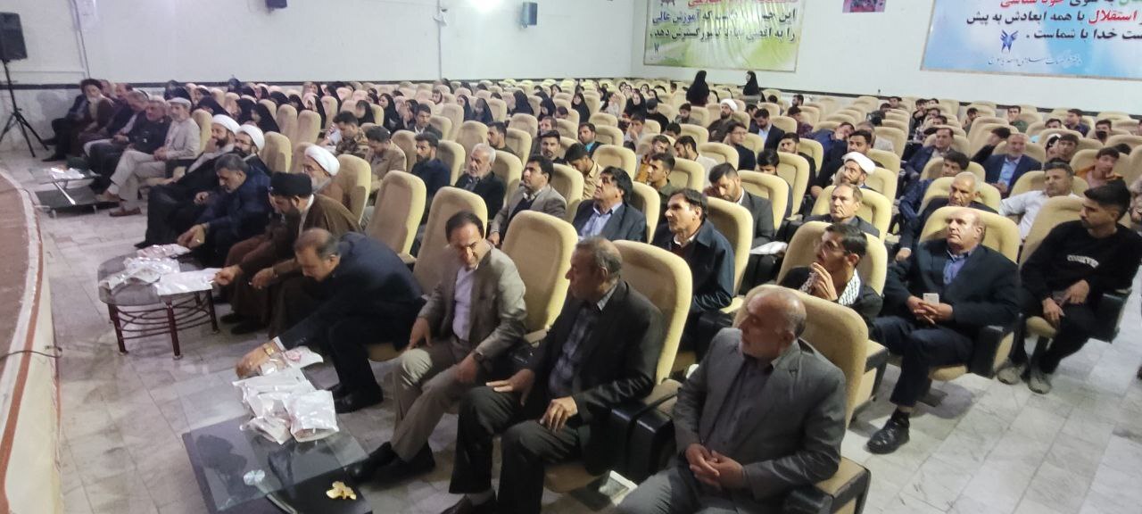 شهید سلیمانی نبود امروز چیزی به نام شیعه وجود نداشت؛ دانشگاهها شهدایی همچون نصرالله و سلیمانی تربیت کنند شهید سلیمانی نبود امروز چیزی به نام شیعه وجود نداشت؛ دانشگاهها شهدایی همچون نصرالله و سلیمانی تربیت کنند