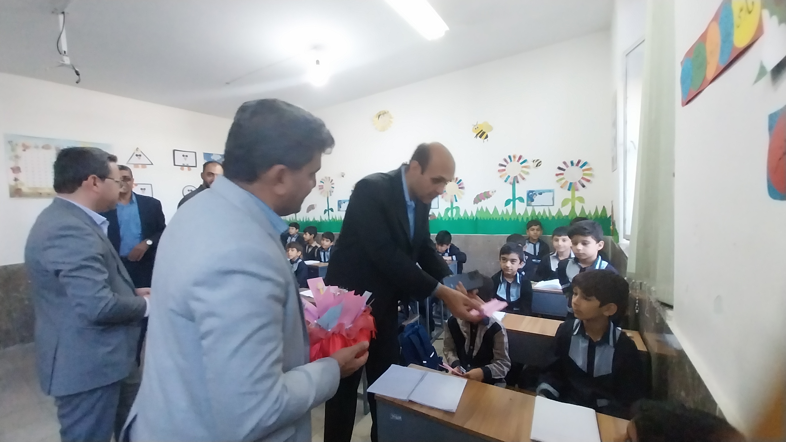 اعتلای سطح آموزش و فرهنگ بین دانشآموزان مدارس سما اعتلای سطح آموزش و فرهنگ بین دانشآموزان مدارس سما