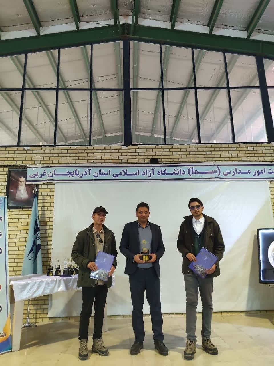 رتبه نخست دانشآموزان سمای کرمانشاه در رویداد ملی نجوم رتبه نخست دانشآموزان سمای کرمانشاه در رویداد ملی نجوم