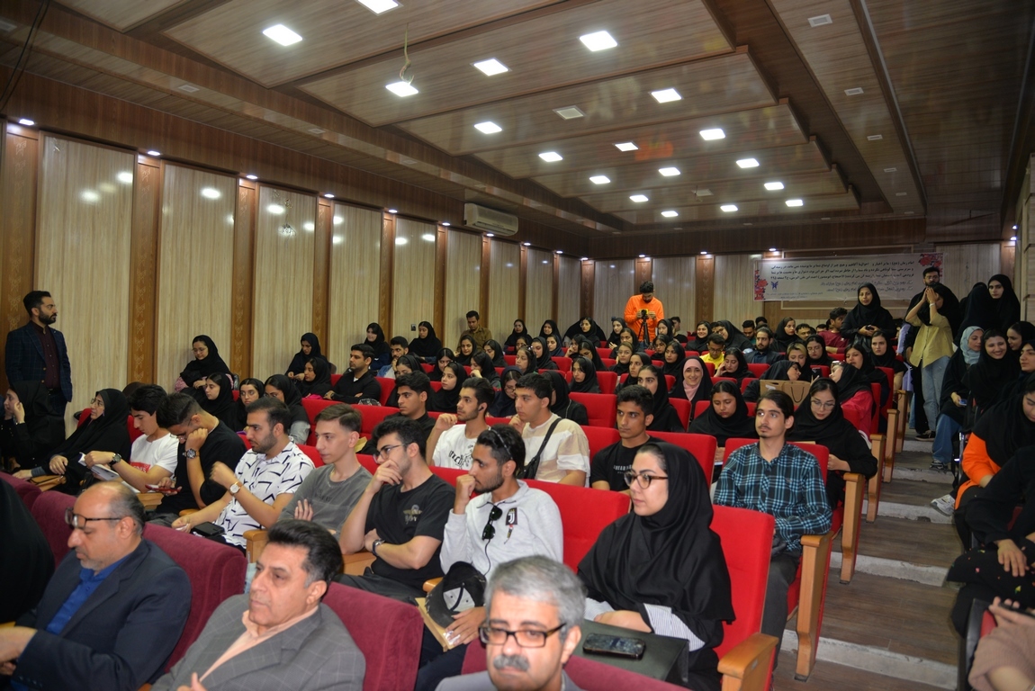 دوران رشد عقلی جوانان در سن شکاکیت کامل میشود دوران رشد عقلی جوانان در سن شکاکیت کامل میشود