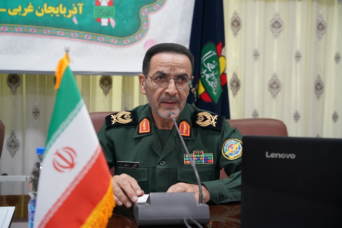 نسل جدید کشور استادان دانشگاه‌ را به‌عنوان گروه مرجع قبول دارند