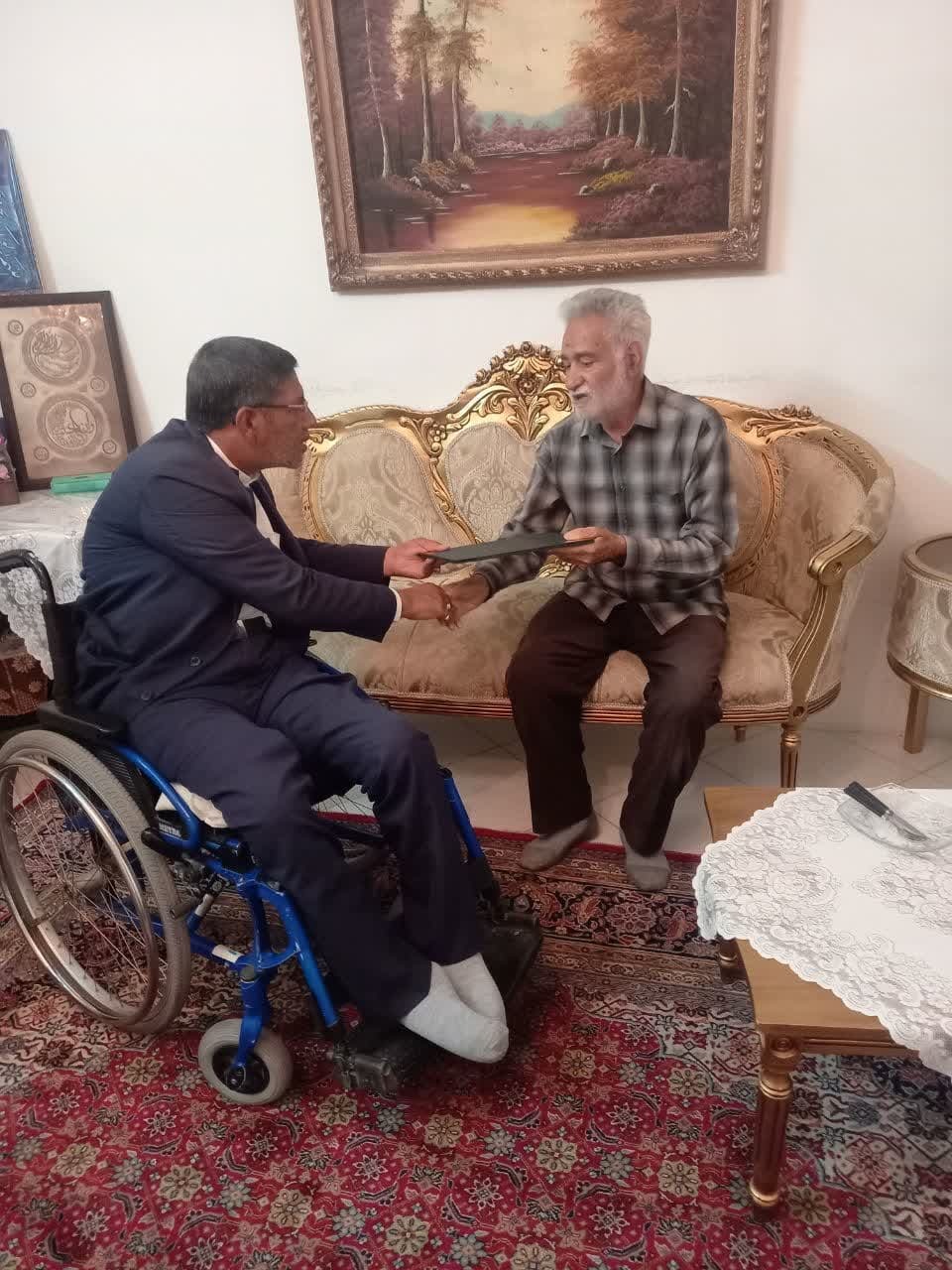 اعطای دانشنامه افتخاری به شهدای دانشجوی دانشگاه آزاد زاهدان