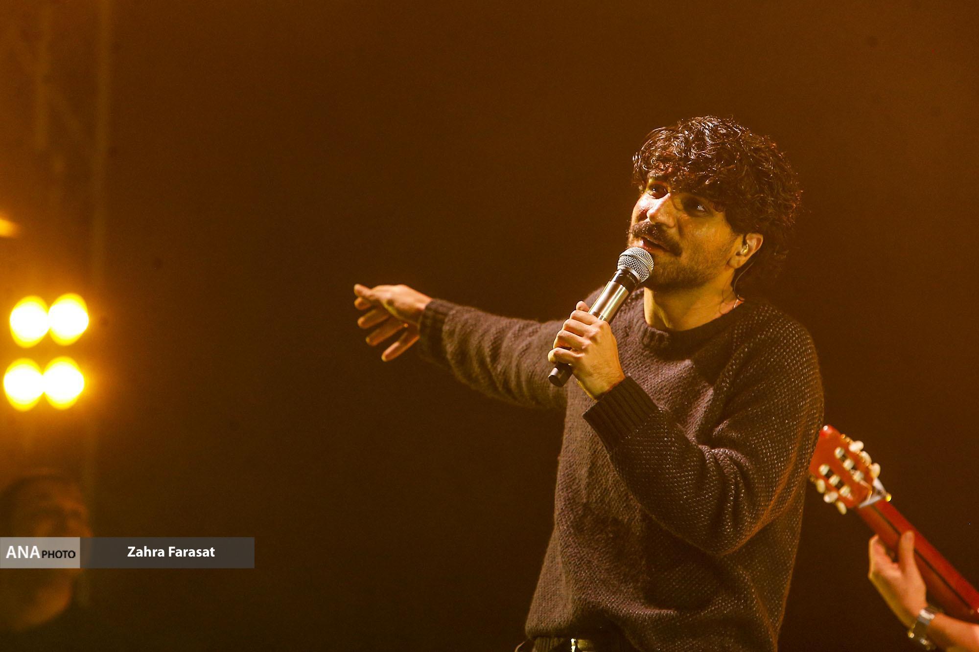 ظهور ستارهای با دغدغههایی از جنس مردم/وقتی عرفان نبض احساس مردم را بدست میگیرد ظهور ستارهای با دغدغههایی از جنس مردم/وقتی عرفان نبض احساس مردم را بدست میگیرد