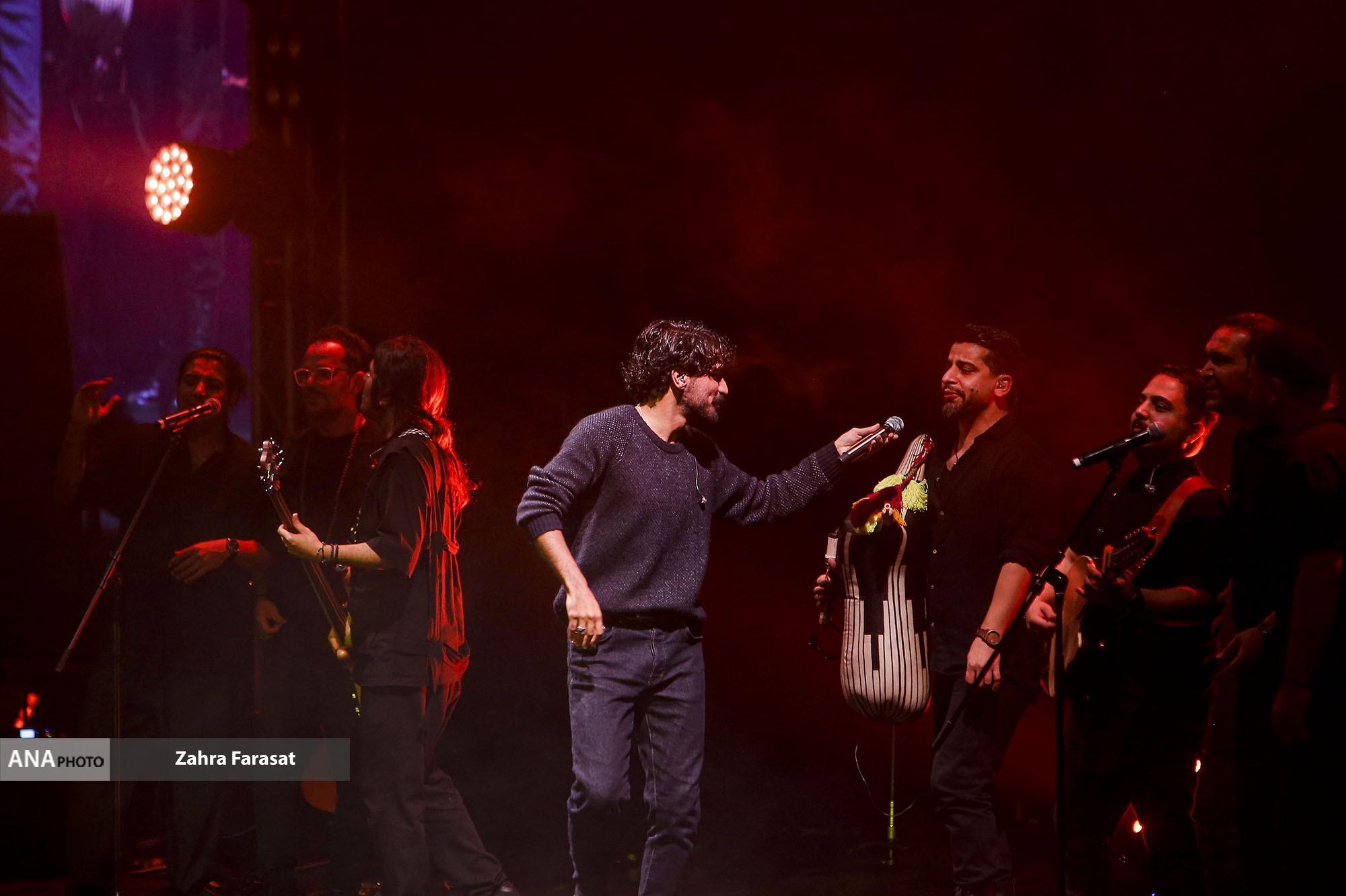 ظهور ستارهای با دغدغههایی از جنس مردم/وقتی عرفان نبض احساس مردم را بدست میگیرد ظهور ستارهای با دغدغههایی از جنس مردم/وقتی عرفان نبض احساس مردم را بدست میگیرد