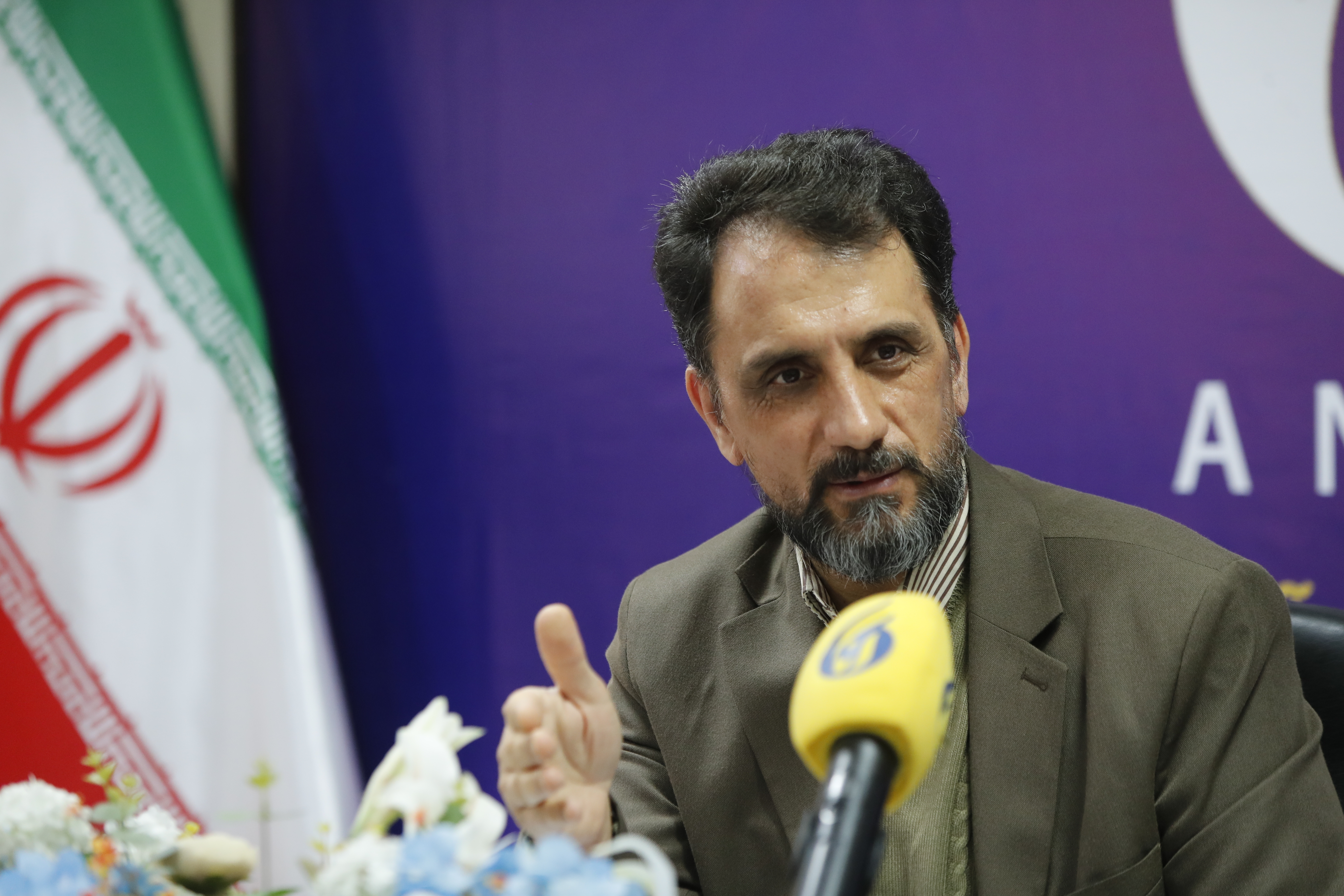 بیش از ۷۳۰۰ آزمایشگاه در سطح کشور فعال است/ کشور باید در حوزه هوش مصنوعی جزو برترین‌ها باشد