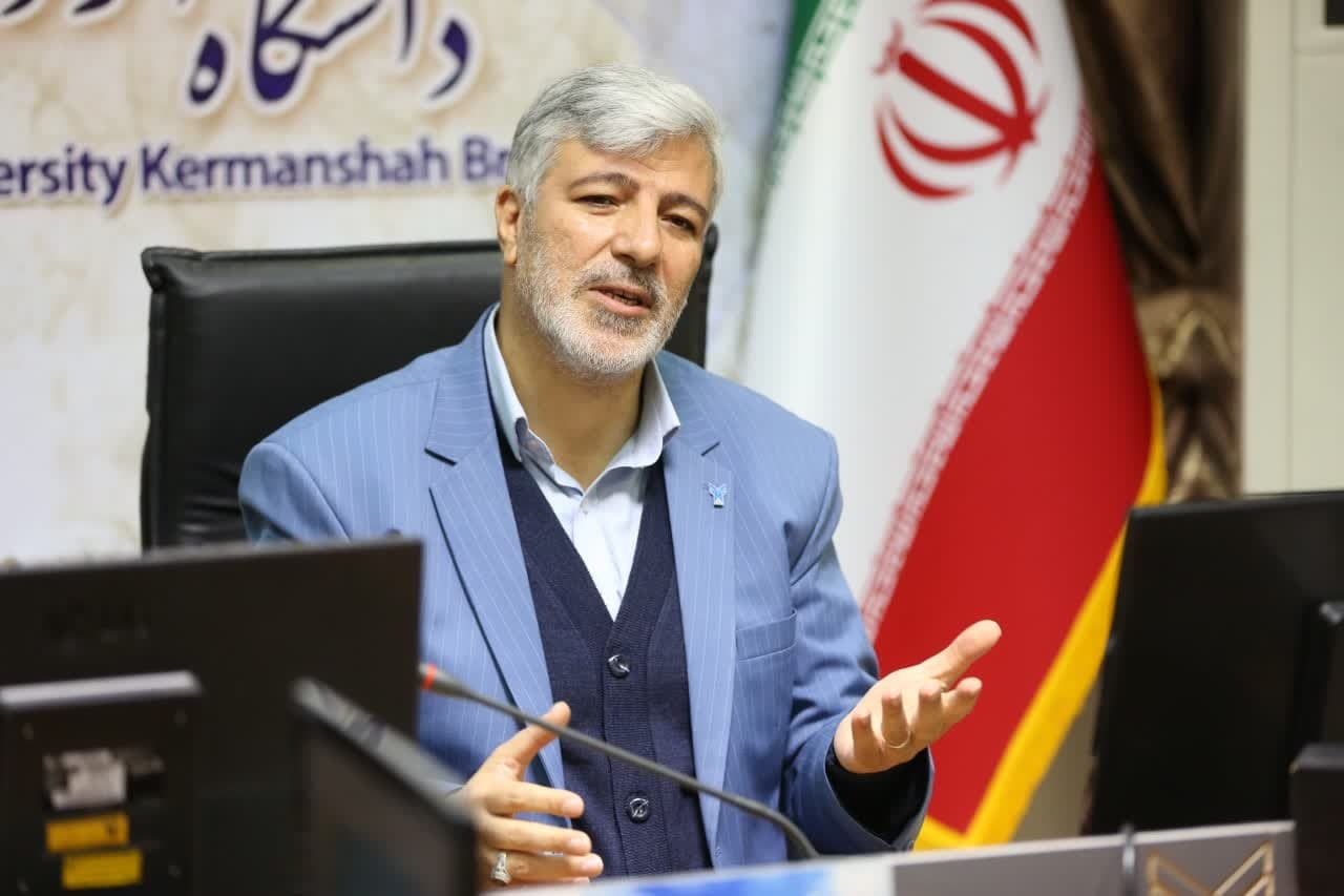 ارائه خدمت به دانشجویان و جوانان با تقویت شورای خیرین و واقفان ارائه خدمت به دانشجویان و جوانان با تقویت شورای خیرین و واقفان