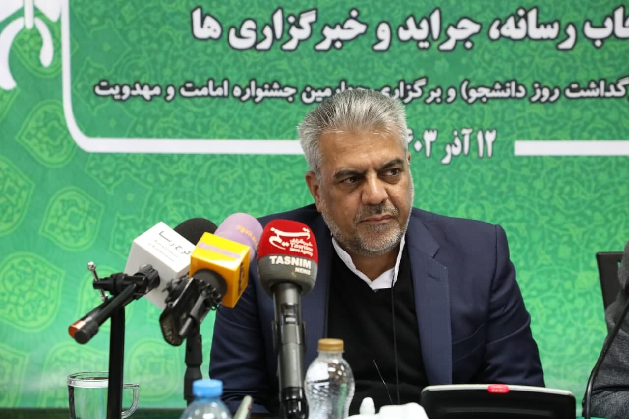 راهاندازی ۲ هکتار گلخانه در ماهدشت همزمان با دهه فجر/ فعالیت ۳۰ نشریه دانشجویی در دانشگاه آزاد البرز راهاندازی ۲ هکتار گلخانه در ماهدشت همزمان با دهه فجر/ فعالیت ۳۰ نشریه دانشجویی در دانشگاه آزاد البرز