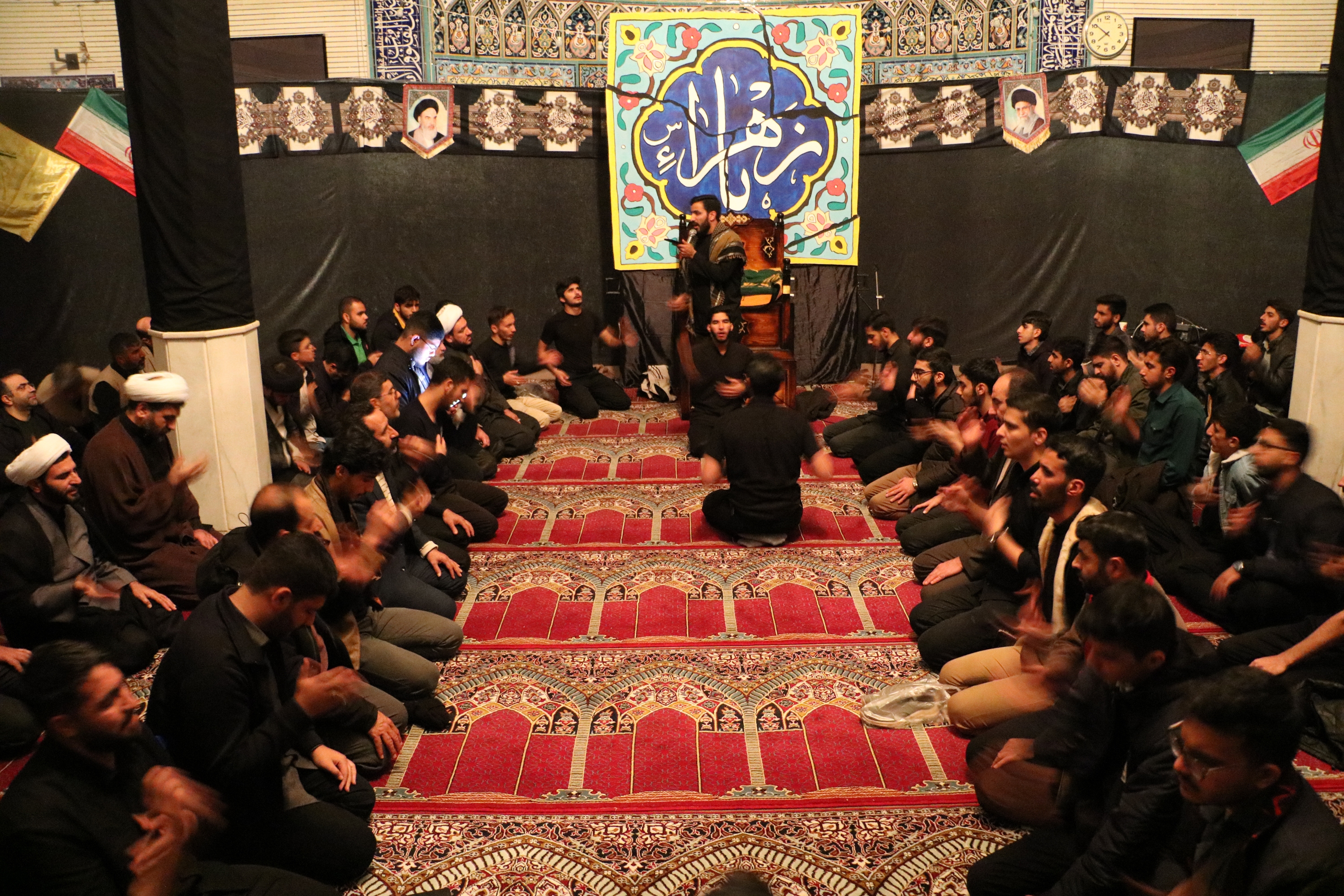 رزمندگان اسلام در دوران دفاع مقدس امدادهای غیبی را مشاهده کردند رزمندگان اسلام در دوران دفاع مقدس امدادهای غیبی را مشاهده کردند