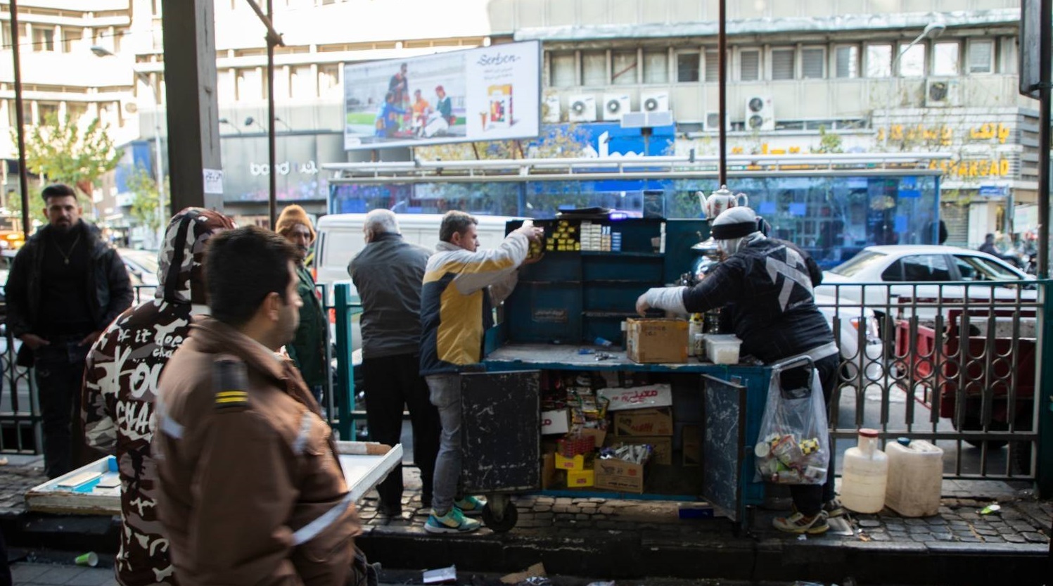 اجرای مرحله دوم طرح انضباط شهری در معابر پاساژ علاءالدین و بازار موبایل اجرای مرحله دوم طرح انضباط شهری در معابر پاساژ علاءالدین و بازار موبایل