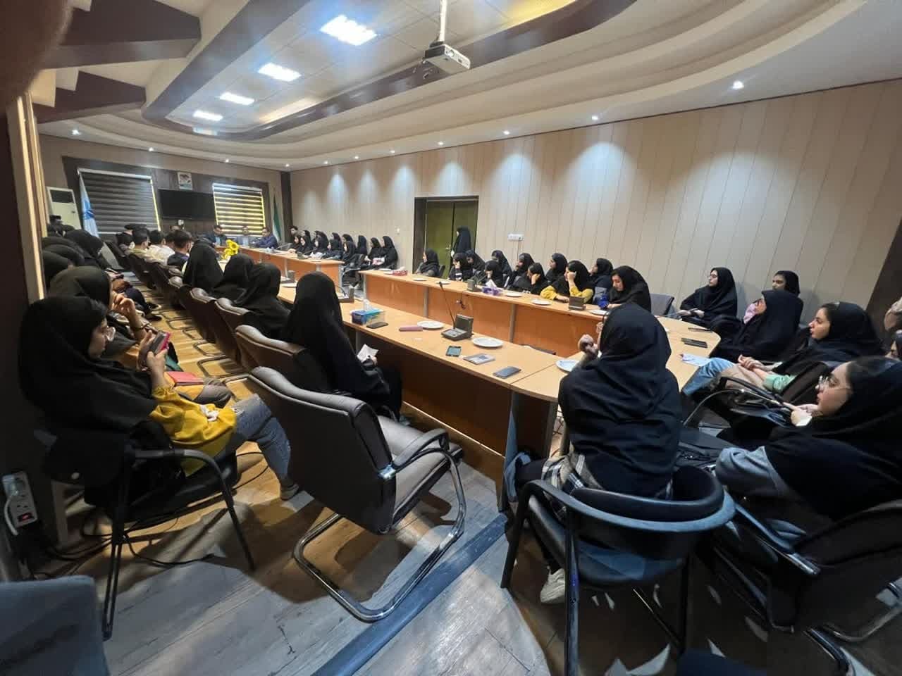 رسالت دانشجو مطالبهگری از مسئولان برای شفافسازی و برقراری عدالت است رسالت دانشجو مطالبهگری از مسئولان برای شفافسازی و برقراری عدالت است