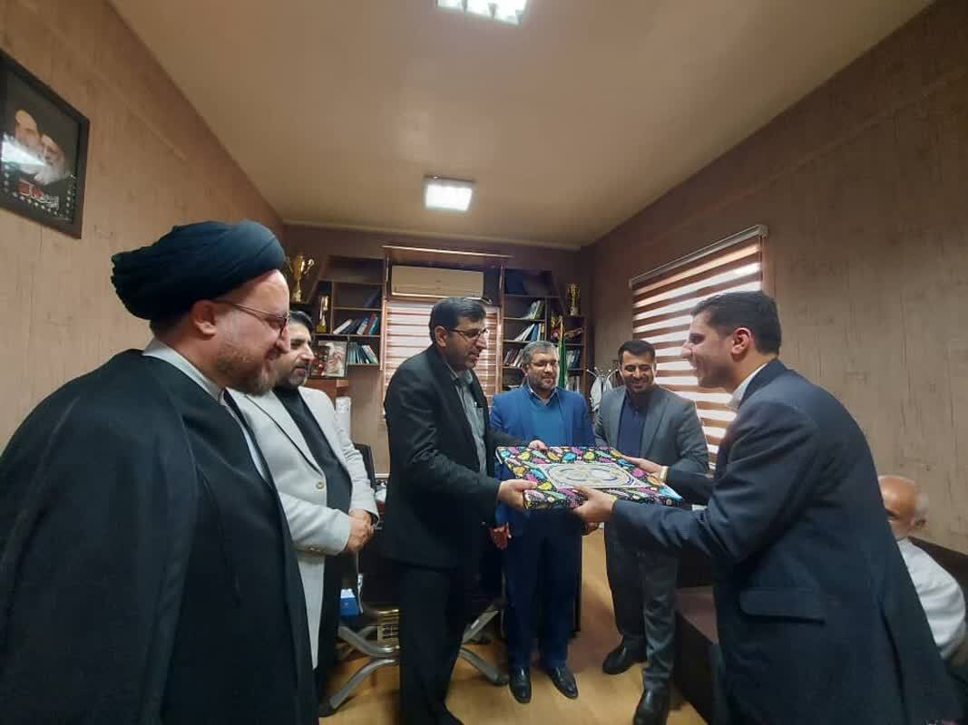 تعامل مثبت خیّرین با دانشگاه آزاد اسلامی تعامل مثبت خیّرین با دانشگاه آزاد اسلامی