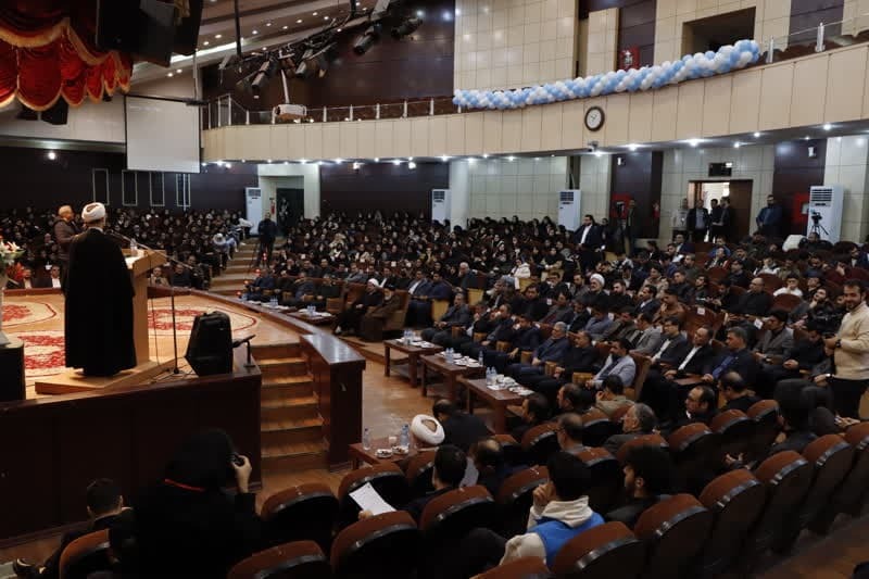 ۳۴ درصد جمعیت دانشجویی کشور در دانشگاه آزاد تحصیل می‌کنند