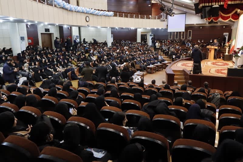 ۳۴ درصد جمعیت دانشجویی کشور در دانشگاه آزاد تحصیل میکنند ۳۴ درصد جمعیت دانشجویی کشور در دانشگاه آزاد تحصیل میکنند