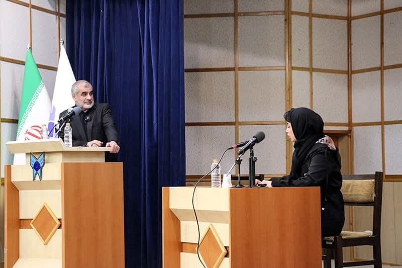 علی نیکزاد: دولت مشکلات را به دانشگاه بسپارد و راهکار بخواهد علی نیکزاد: دولت مشکلات را به دانشگاه بسپارد و راهکار بخواهد