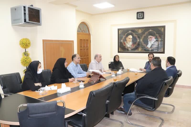 تفاهمنامه دانشگاه آزاد و شرکت صنعتی شیلات امضا شد تفاهمنامه دانشگاه آزاد و شرکت صنعتی شیلات امضا شد