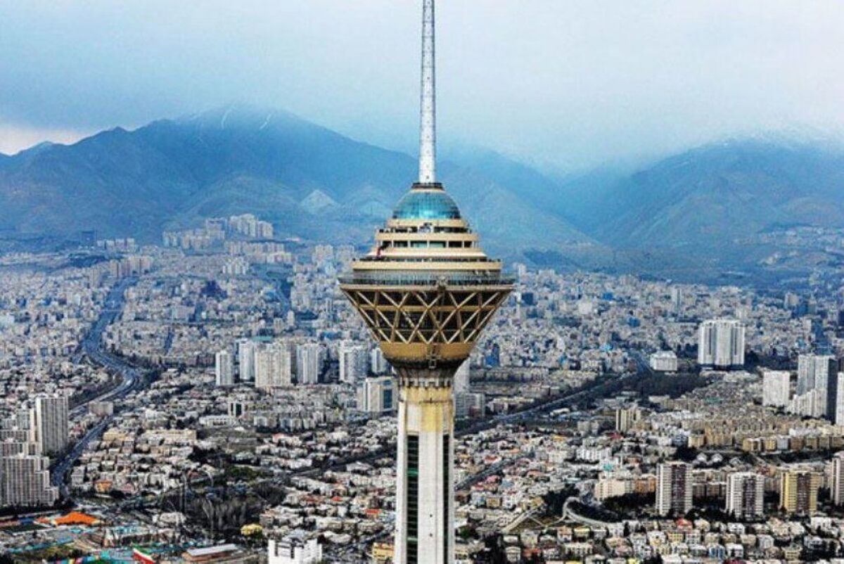 بارش در برخی مناطق غربی و مرکزی کشور  کیفیت هوای تهران قابل قبول شد