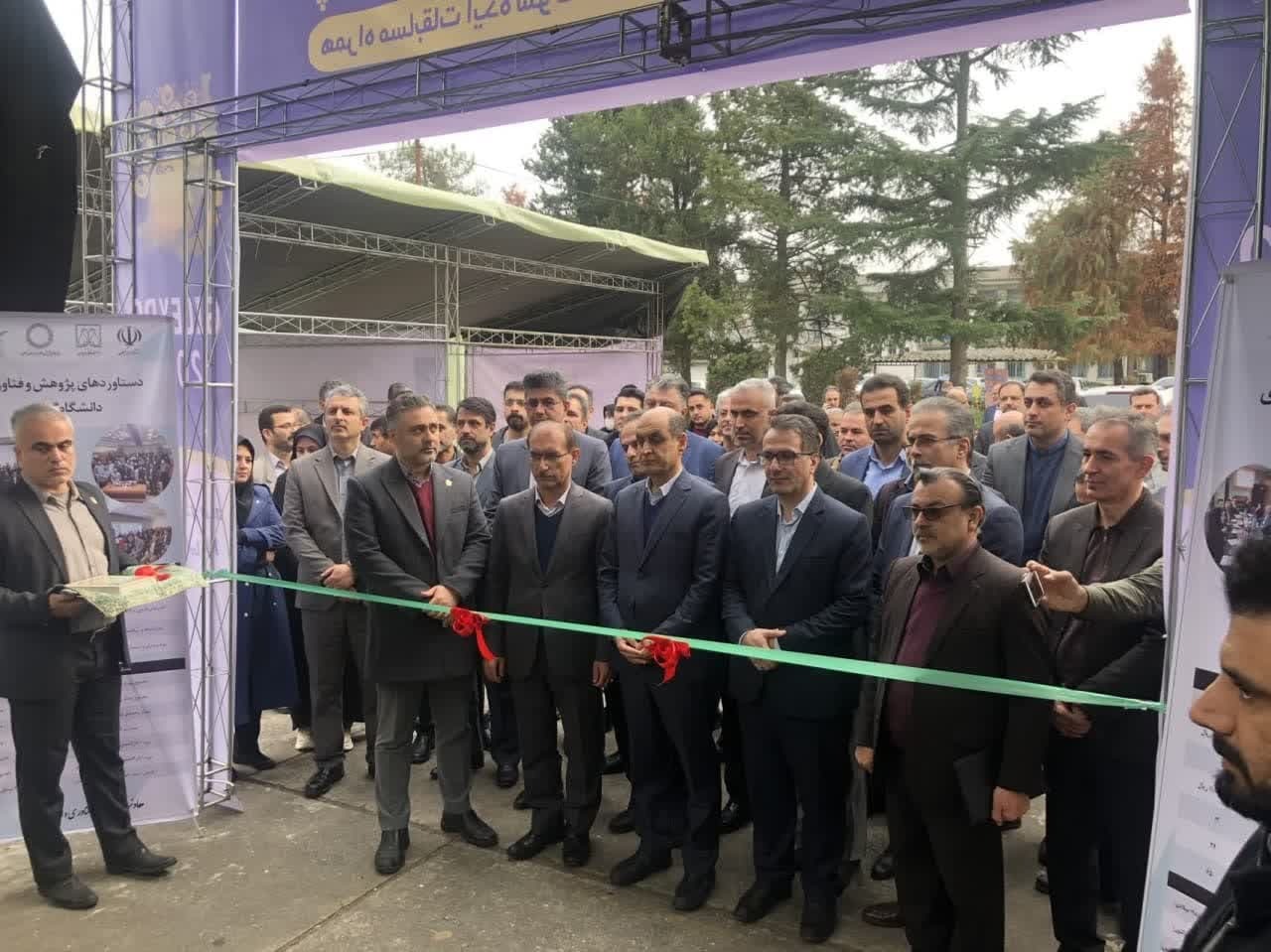 رونمایی بیش از ۳۰۰ محصول فناورانه و خلاقانه در نمایشگاه دستاوردهای پژوهش و فناوری رونمایی بیش از ۳۰۰ محصول فناورانه و خلاقانه در نمایشگاه دستاوردهای پژوهش و فناوری