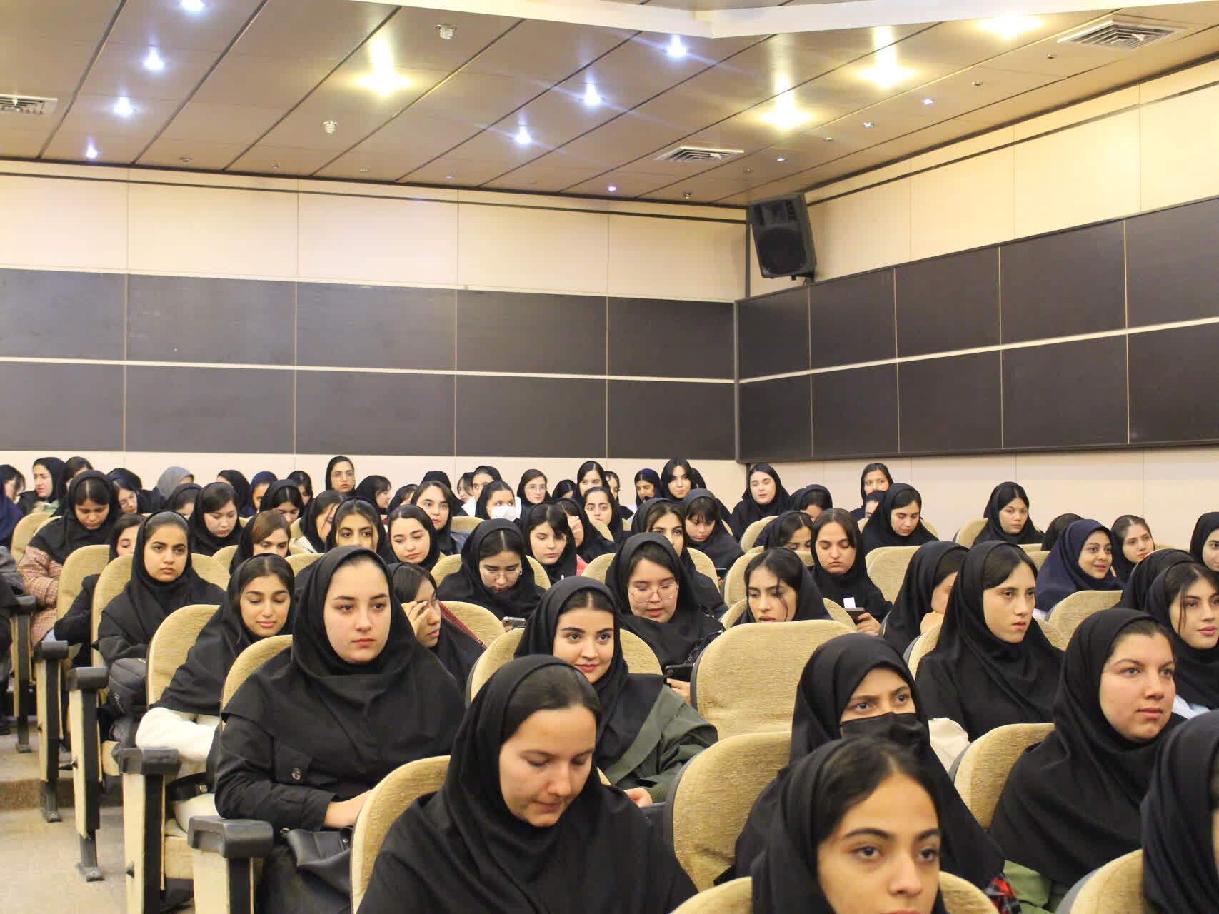 اسبت روز دانشجو