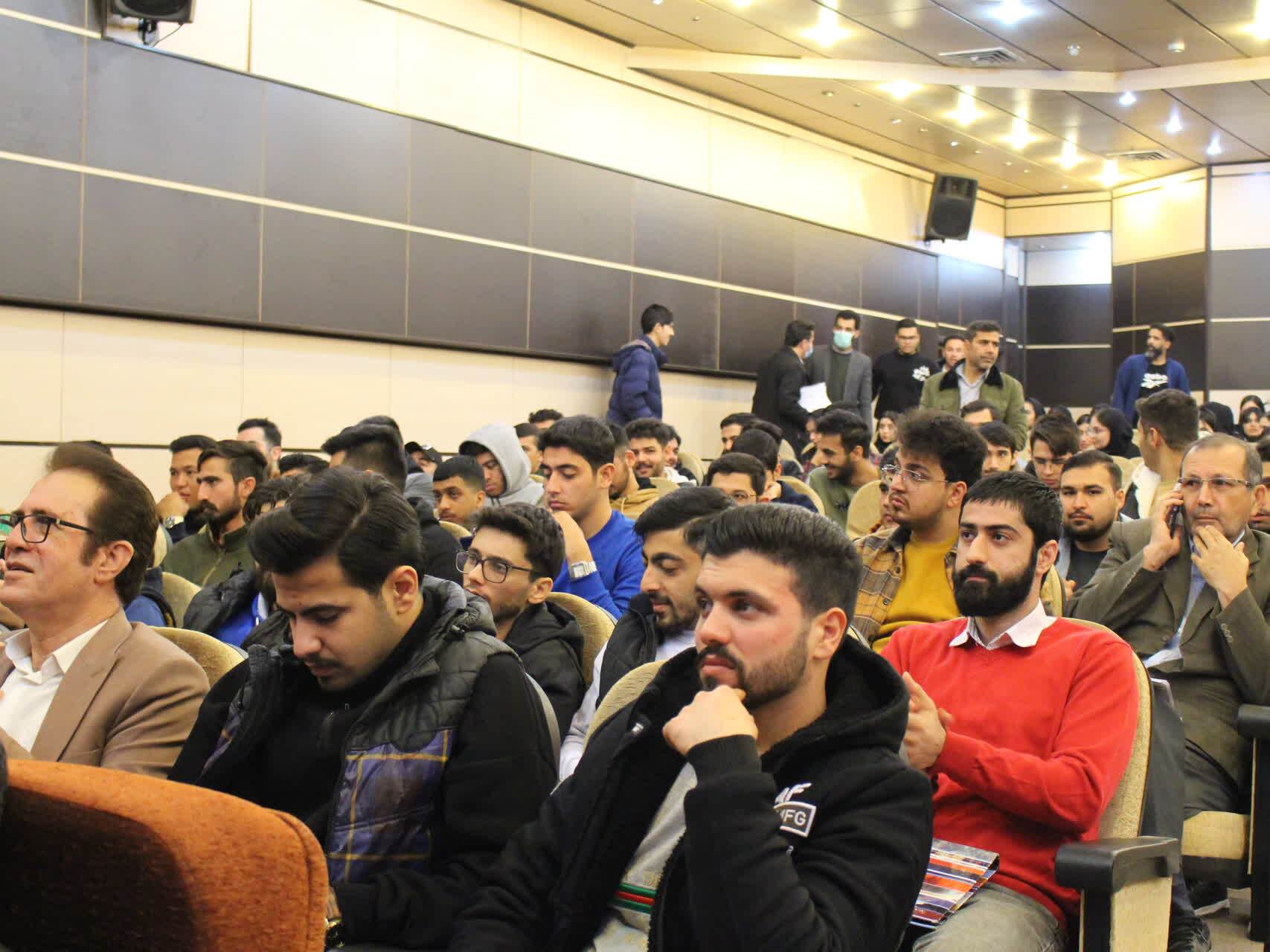 اسبت روز دانشجو اسبت روز دانشجو