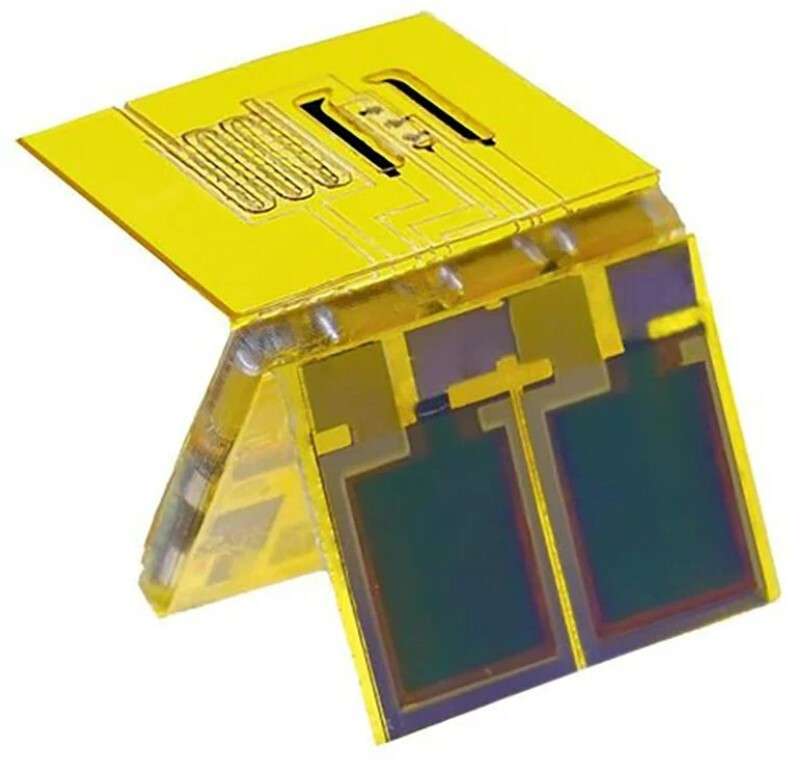 رصد مداوم سلامت با حسگر خورشیدی و پوشیدنی عرق رصد مداوم سلامت با حسگر خورشیدی و پوشیدنی عرق