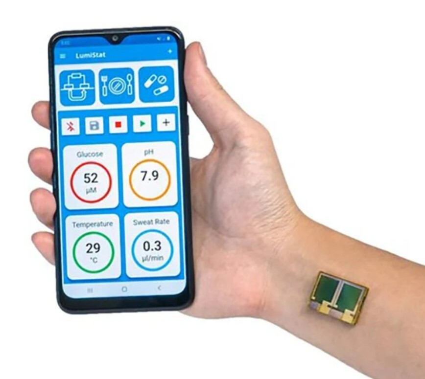 رصد مداوم سلامت با حسگر خورشیدی و پوشیدنی عرق رصد مداوم سلامت با حسگر خورشیدی و پوشیدنی عرق