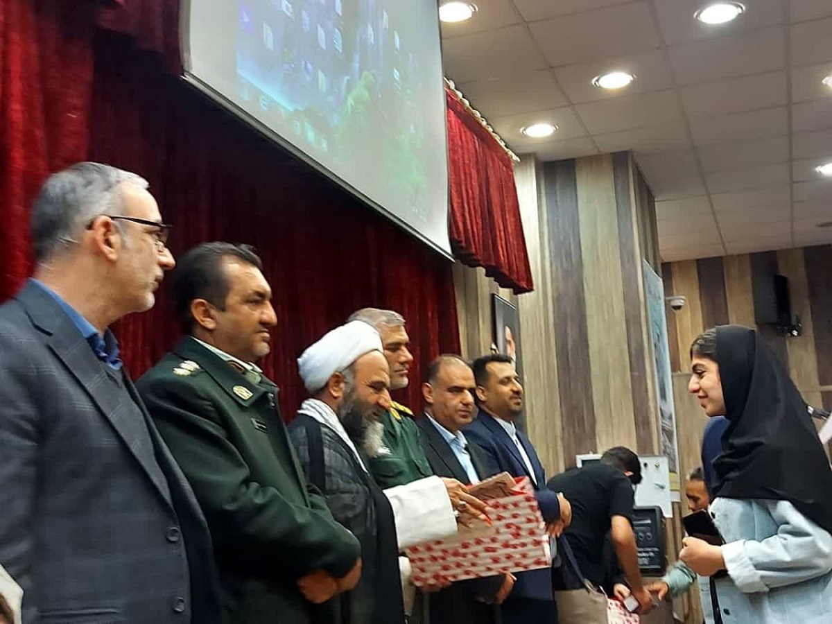 دانشگاه نهاد الگوساز و تربیت اسلامی است