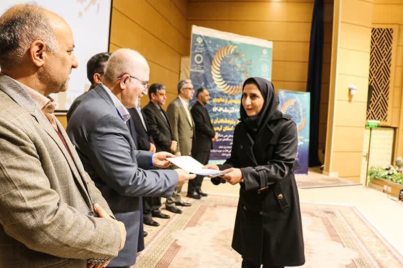 ۱۱ پژوهشگر دانشگاه آزاد اردبیل بین برترین‌های جشنواره پژوهشگران و فناوران برتر