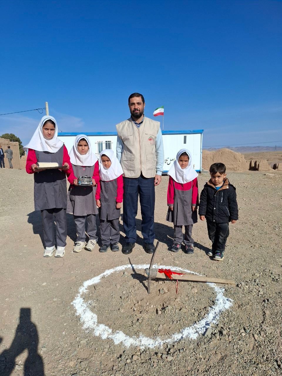 آیین کلنگ زنی سومین مدرسه گروه جهادی شهدا+فیلم آیین کلنگ زنی سومین مدرسه گروه جهادی شهدا+فیلم