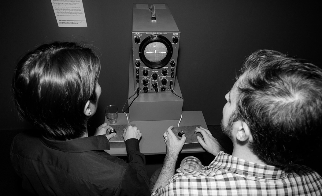 اولین بازی ویدیویی را یک فیزیکدان در ۱۹۵۸ طراحی کرد! اولین بازی ویدیویی را یک فیزیکدان در ۱۹۵۸ طراحی کرد!