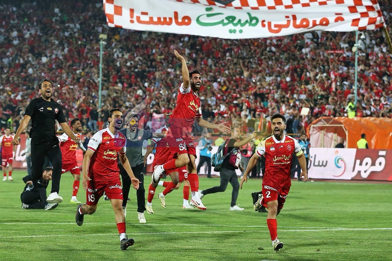 مرور اتفاقات آخرین تقابل پرسپولیس و مس رفسنجان| از حضور هنرمندان تا جشن نهمین قهرمانی لیگ برتری پرسپولیس+تصاویر مرور اتفاقات آخرین تقابل پرسپولیس و مس رفسنجان| از حضور هنرمندان تا جشن نهمین قهرمانی لیگ برتری پرسپولیس+تصاویر