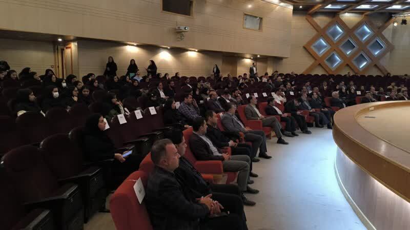 باید پژوهشها را به سمت تجاریسازی سوق دهیم باید پژوهشها را به سمت تجاریسازی سوق دهیم