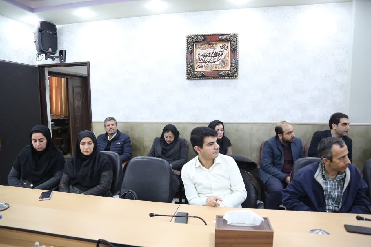 دورههای ضیافت اندیشه استادان از برکات ارزشمند نظام اسلامی در دانشگاه آزاد است دورههای ضیافت اندیشه استادان از برکات ارزشمند نظام اسلامی در دانشگاه آزاد است