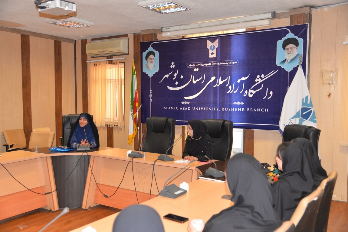 مشاعره علم تسلط بر ذهن و زبان است مشاعره علم تسلط بر ذهن و زبان است