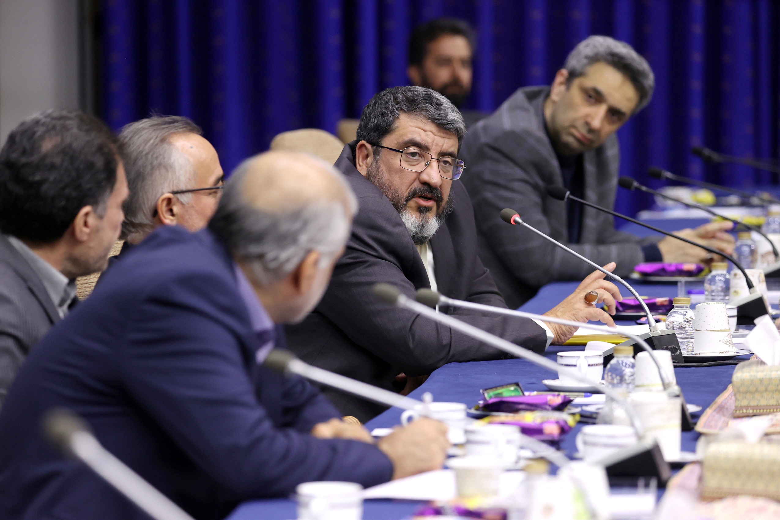 پزشکیان: وظیفه اصلی اساتید دانشگاه ایجاد باور و درک عمیق از مسائل پیچیده کشور است پزشکیان: وظیفه اصلی اساتید دانشگاه ایجاد باور و درک عمیق از مسائل پیچیده کشور است