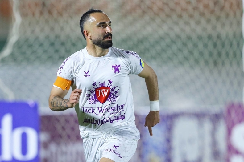 از انصراف کارتال از دست دادن با رحمتی تا پنجمین ناکامی بوژوویچ در کسب پیروزی با استقلال