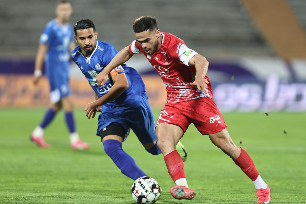 درگیری های فیزیکی و چهره زشت لیگ برتر/ استقلال در دود باخت و پرسپولیس با تماشاگران خانم نبرد درگیری های فیزیکی و چهره زشت لیگ برتر/ استقلال در دود باخت و پرسپولیس با تماشاگران خانم نبرد