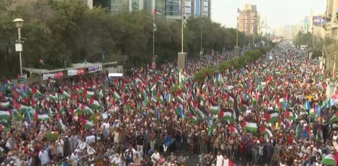 لبیک آزادگان جهان به برگزاری تظاهرات خشم علیه نسلکشی رژیم صهیونیستی توسط گروههای مقاومت فلسطینی لبیک آزادگان جهان به برگزاری تظاهرات خشم علیه نسلکشی رژیم صهیونیستی توسط گروههای مقاومت فلسطینی