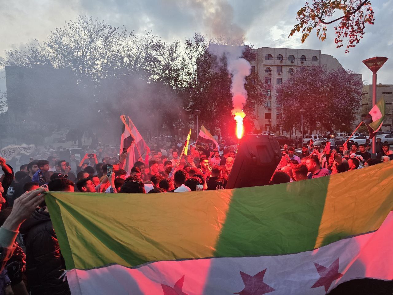 لبیک آزادگان جهان به برگزاری تظاهرات خشم علیه نسل‌کشی رژیم صهیونیستی توسط گروه‌های مقاومت فلسطینی +فیلم‌وَعکس