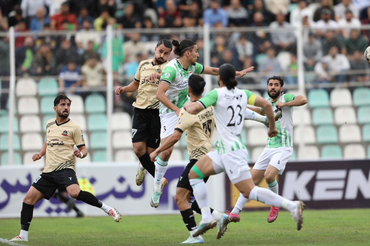 درگیریهای فیزیکی و چهره زشت لیگ برتر/ استقلال در دود باخت و پرسپولیس با تماشاگران خانم نبرد درگیریهای فیزیکی و چهره زشت لیگ برتر/ استقلال در دود باخت و پرسپولیس با تماشاگران خانم نبرد