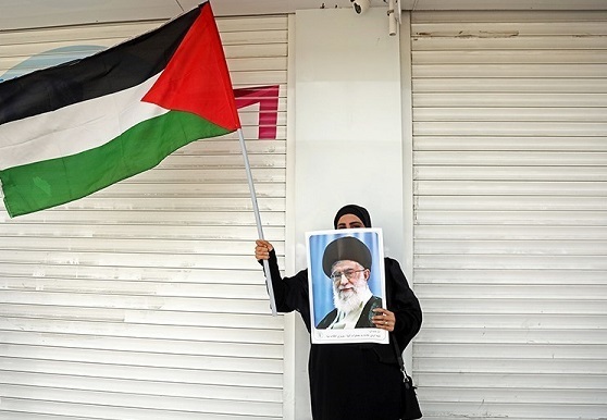 خروش مردم مشهد مقدس علیه جنایات صهیونیست‌ها/ آتشفشان مقاومت شعله‌ورتر از همیشه + فیلم و عکس