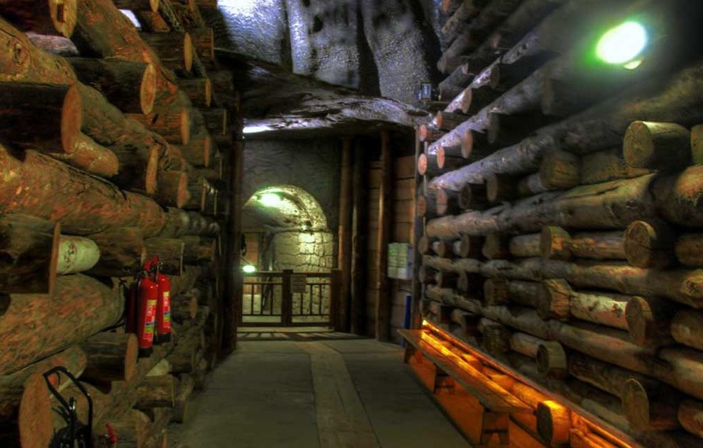 محققان در اندیشه سقفی مطمئن برای کارگران معدن؛ مقاومسازی معادن با بتنهای سبک محققان در اندیشه سقفی مطمئن برای کارگران معدن؛ مقاومسازی معادن با بتنهای سبک