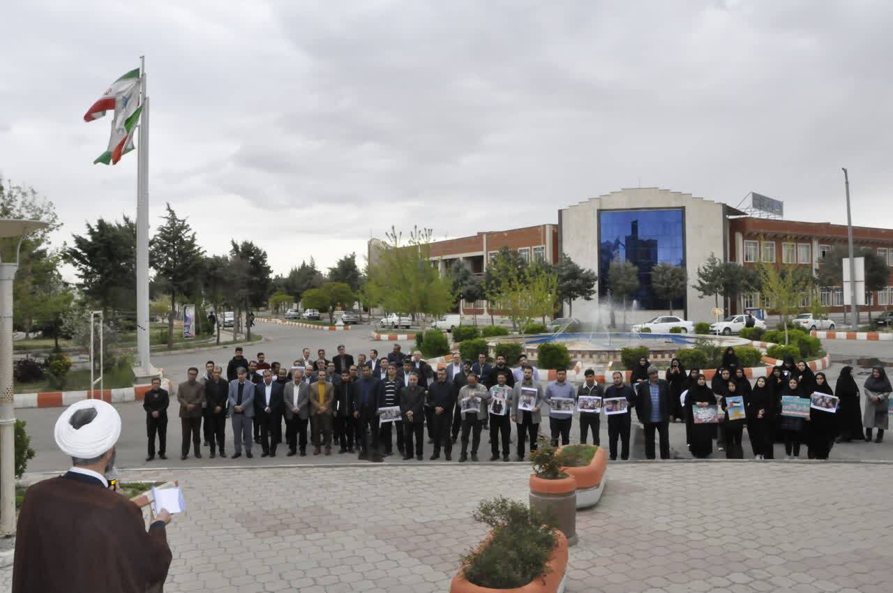 تجمع دانشگاهیان واحد بروجرد در حمایت از مردم مظلوم غزه تجمع دانشگاهیان واحد بروجرد در حمایت از مردم مظلوم غزه