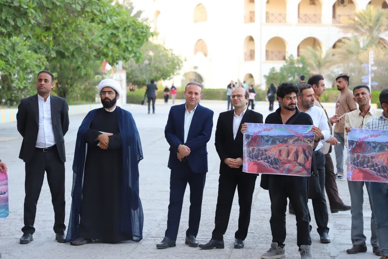 بردن خاک هرمز جرم و پیگرد قانونی دارد