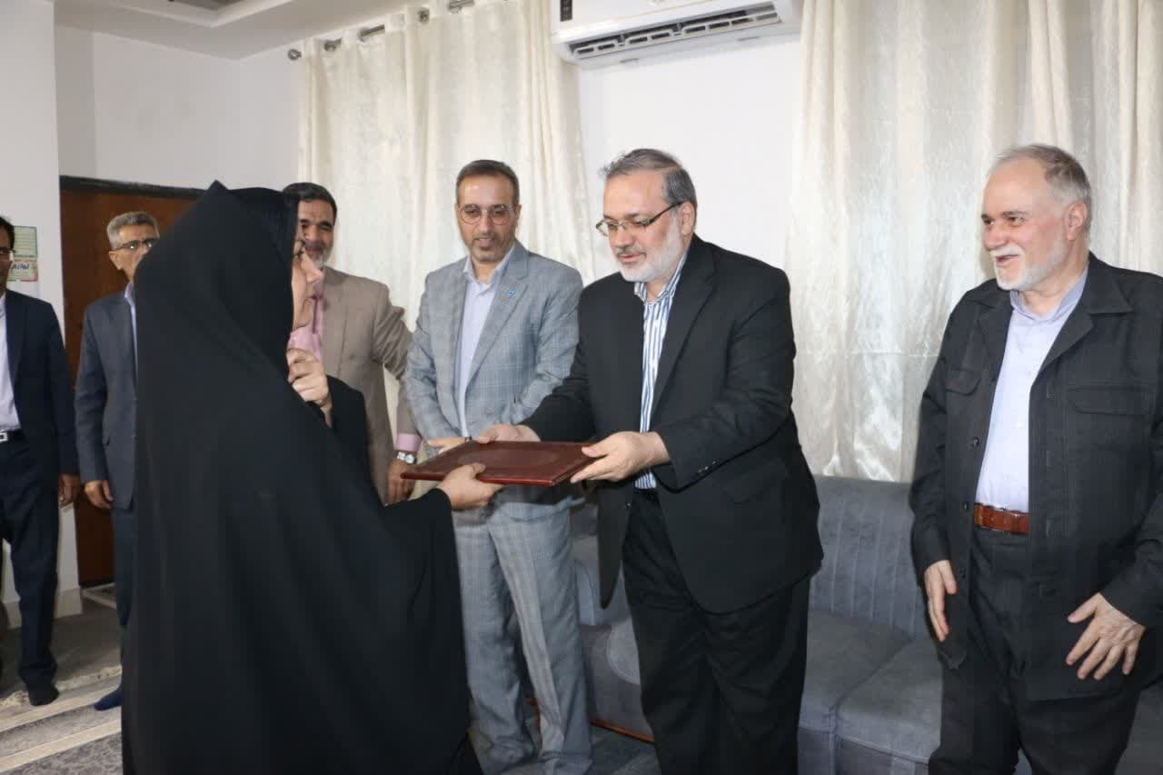 تأثیر غیرقابل انکار دانشجویان شهید بر سیاستهای کلان کشور تأثیر غیرقابل انکار دانشجویان شهید بر سیاستهای کلان کشور