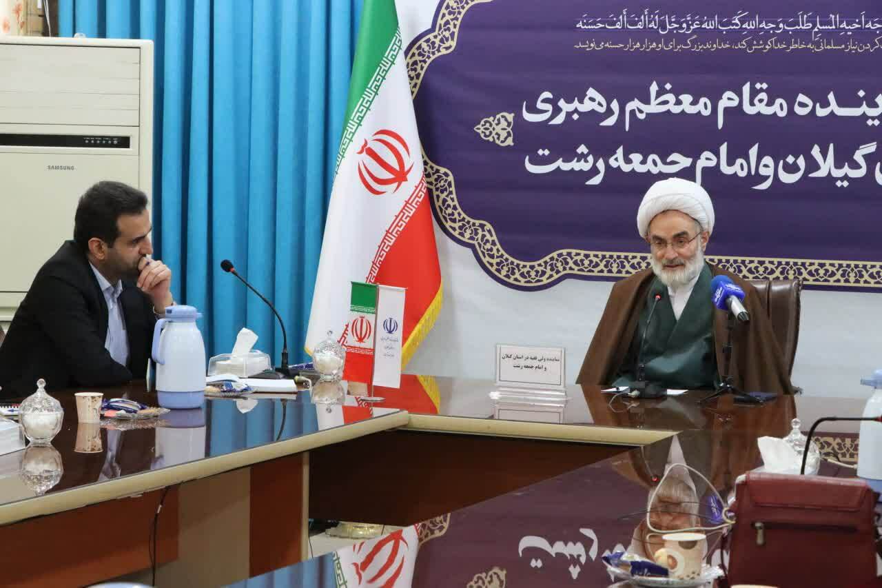 متولیان تعلیم و تربیت هویت خود و نسل معاصر را تقویت کنند متولیان تعلیم و تربیت هویت خود و نسل معاصر را تقویت کنند