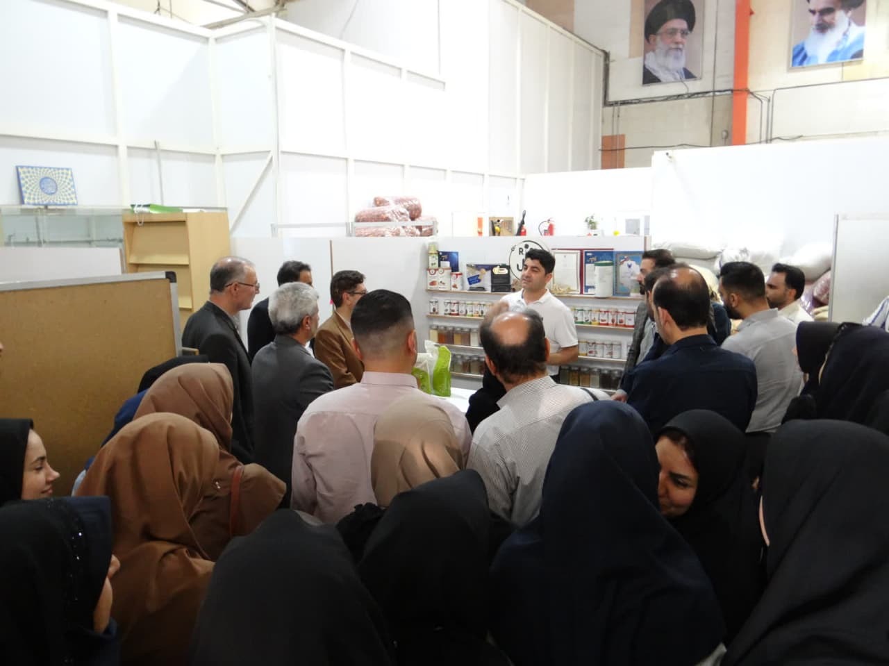 اشتغال بیش از یکهزار دانشجو دانشگاه آزاد اصفهان در بازار کار؛ به دانشجویان مهارت آموختیم اشتغال بیش از یکهزار دانشجو دانشگاه آزاد اصفهان در بازار کار؛ به دانشجویان مهارت آموختیم